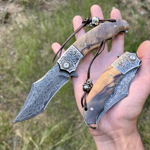 Couteau pliant acier damas luxe tête de mort #254