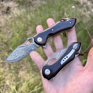 Petit couteau pliant acier damas #256