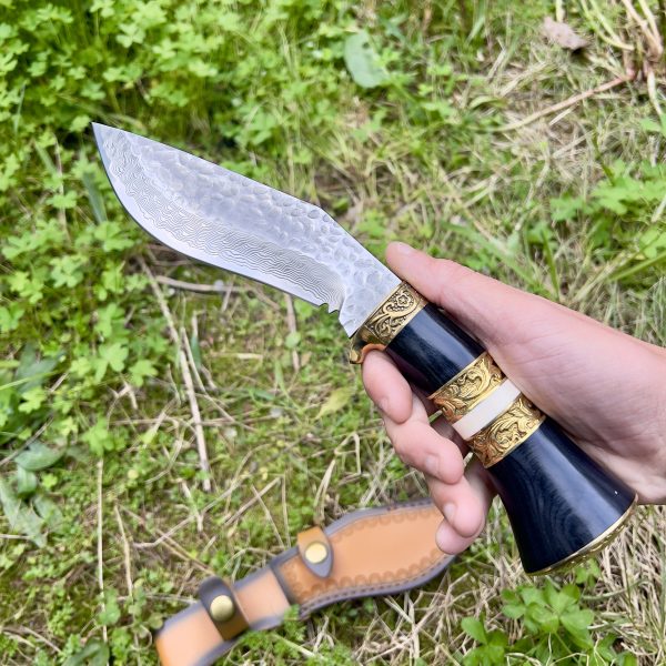 Khukuri acier damas manche doré #266 – Image 4