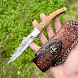Couteau pliant artisanal damas plume avec étui et abeille #272
